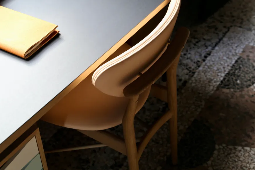 108 Chair, valnød af Finn Juhl