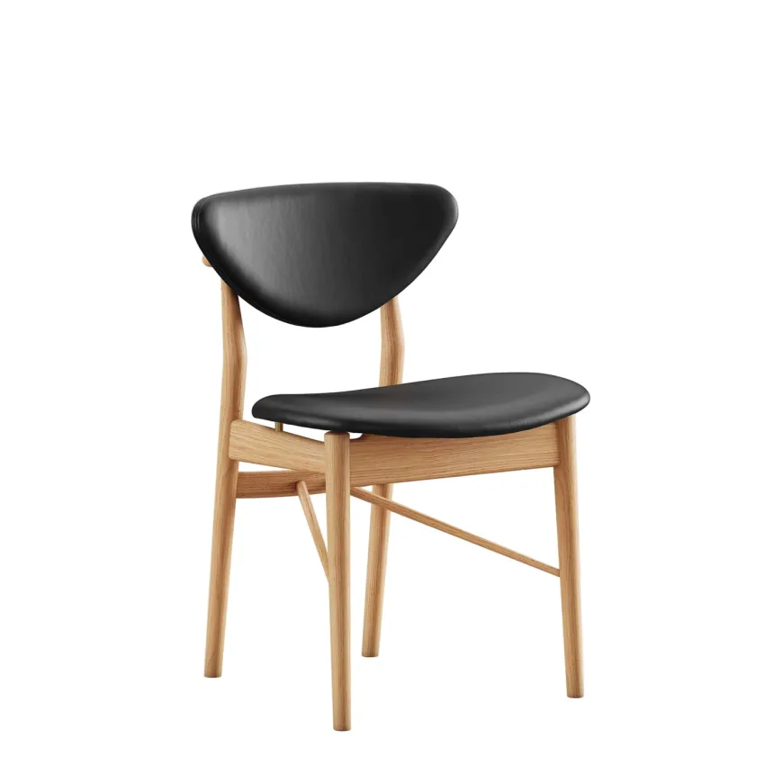 108 Chair, valnød af Finn Juhl