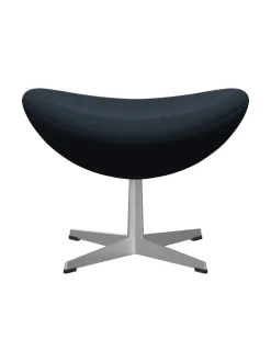 3127 Fodskammel til Ægget af Arne Jacobsen stofgr. 1