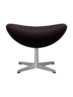 3127 Fodskammel til Ægget af Arne Jacobsen stofgr. 1