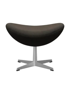 3127 Fodskammel til Ægget af Arne Jacobsen stofgr. 1
