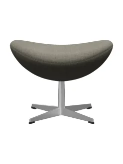 3127 Fodskammel til Ægget af Arne Jacobsen stofgr. 2
