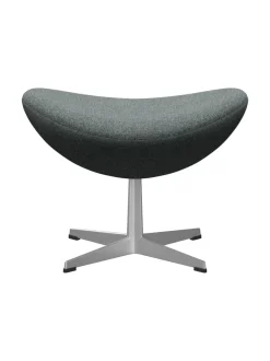 3127 Fodskammel til Ægget af Arne Jacobsen stofgr. 2