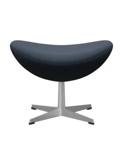 3127 Fodskammel til Ægget af Arne Jacobsen stofgr. 2