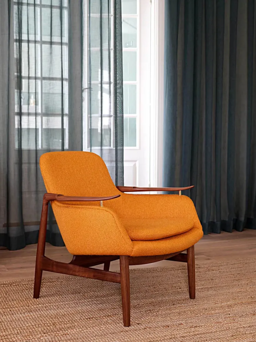 53 Lænestol, valnød af Finn Juhl