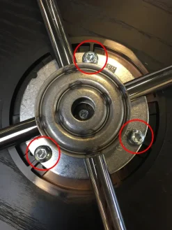 3 løse skruer til 7'er stole