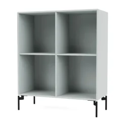 1112 reol inkl. sokkel fra Montana