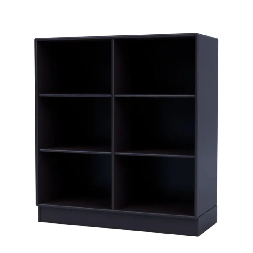 1113 reol inkl. sokkel fra Montana