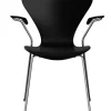 3207 Serie 7 Armstol af Arne Jacobsen