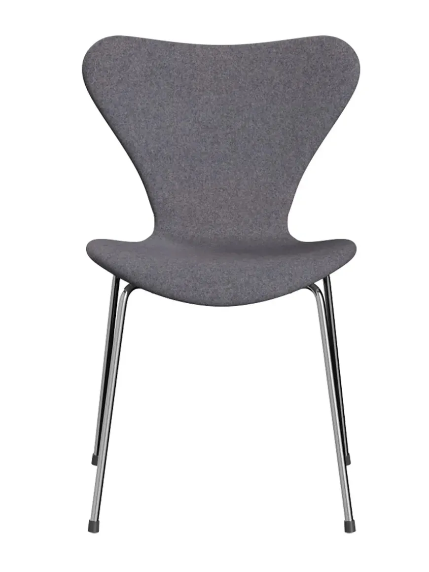 3107 Serie 7, fuldpolstret af Arne Jacobsen