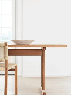 6286 Spisebord af Børge Mogensen