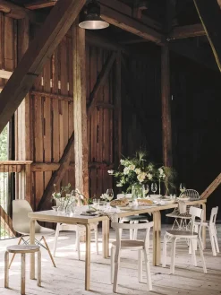 Aalto Table Rectangular 82B, 135x85 cm fra Artek