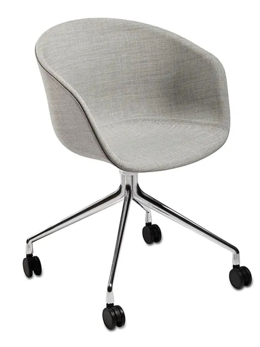 About a Chair AAC52 Forsidepolstret, hvid skal fra Hay