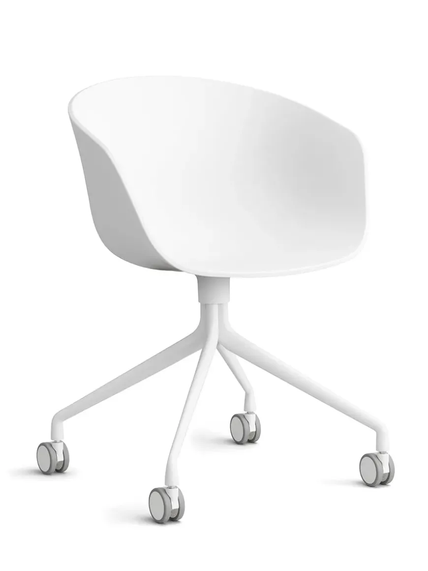 About a Chair AAC52 Forsidepolstret, hvid skal fra Hay