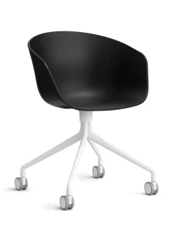 About a Chair AAC52 Forsidepolstret, hvid skal fra Hay