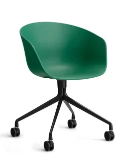 About a Chair AAC53 fra Hay