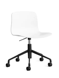 About a Chair AAC50 fra Hay