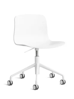 About a Chair AAC50 fra Hay