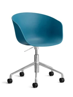 About a Chair AAC52 fra Hay