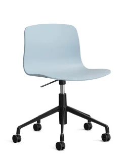 About a Chair AAC51 fra Hay