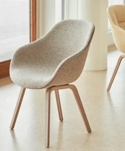 About a Chair AAC127 Soft fra Hay