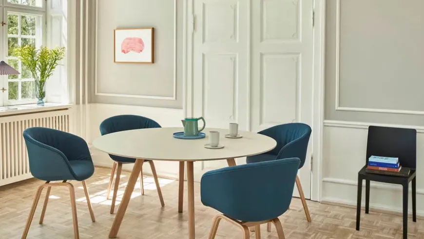 About a Chair AAC23 Soft fra Hay