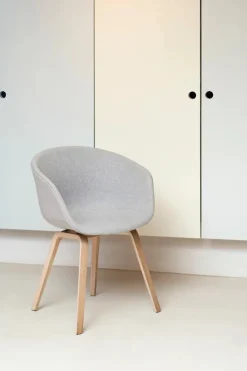 About a Chair AAC23 Soft fra Hay