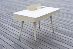 AK 1330 Point skrivebord fra Naver Collection