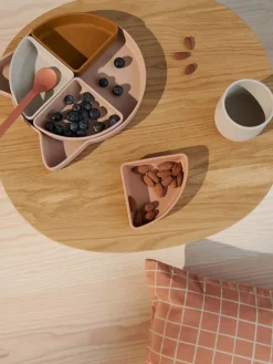 Arne ruminddelt tallerken, Cat rose multi mix fra Liewood