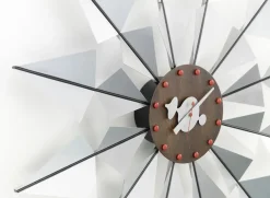 Asterisk Clock fra Vitra