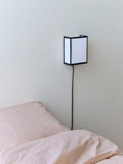 Ava Square Wall Lamp fra Hay