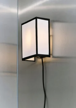 Ava Square Wall Lamp fra Hay