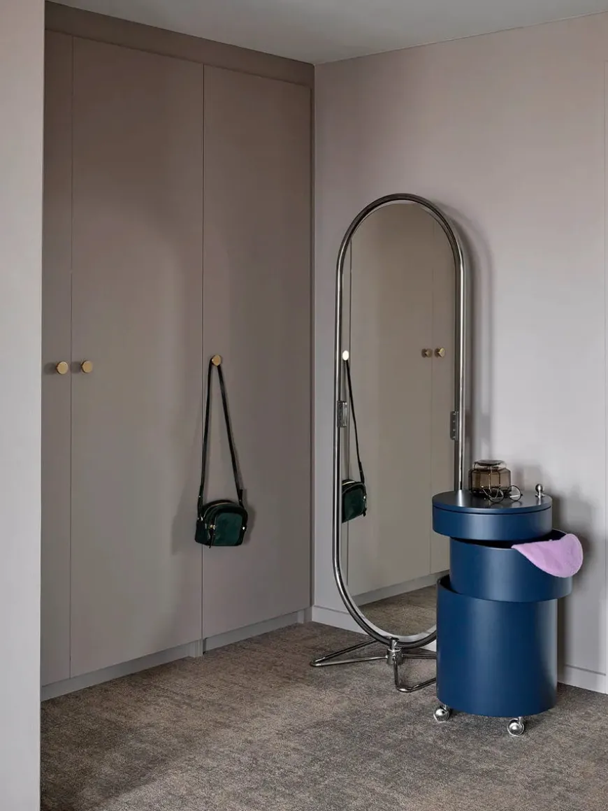 Barboy Sidebord, sort af Verner Panton