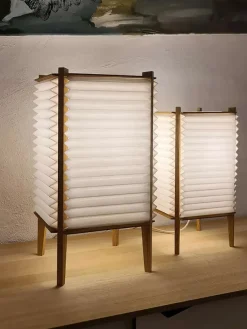 Bee Hive Bordlampe, medium fra Le Klint