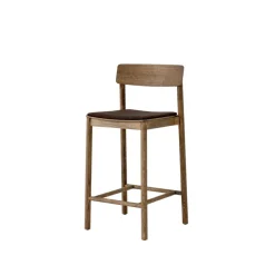 Betty TK14 counterstol med polster fra &Tradition