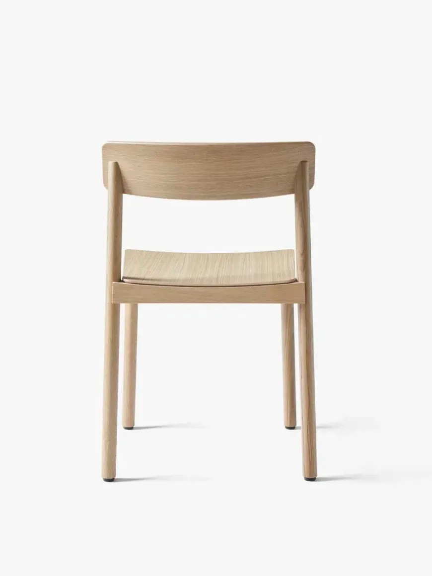 Betty TK2 Spisestol fra &Tradition