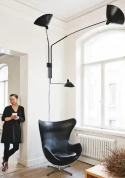 Big Wall Lamp w/3 Rotating Straight Arms af Serge Mouille