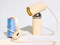 Bilboquet Bordlampe fra Flos