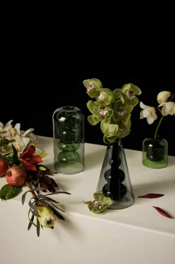 Bump Vase Short Black fra Tom Dixon