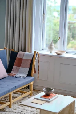 Caracas Plaid, black fra Silkeborg Uldspinderi