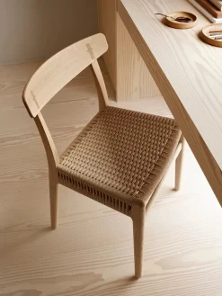 CH23 Spisestol, eg sæbe af Hans J. Wegner