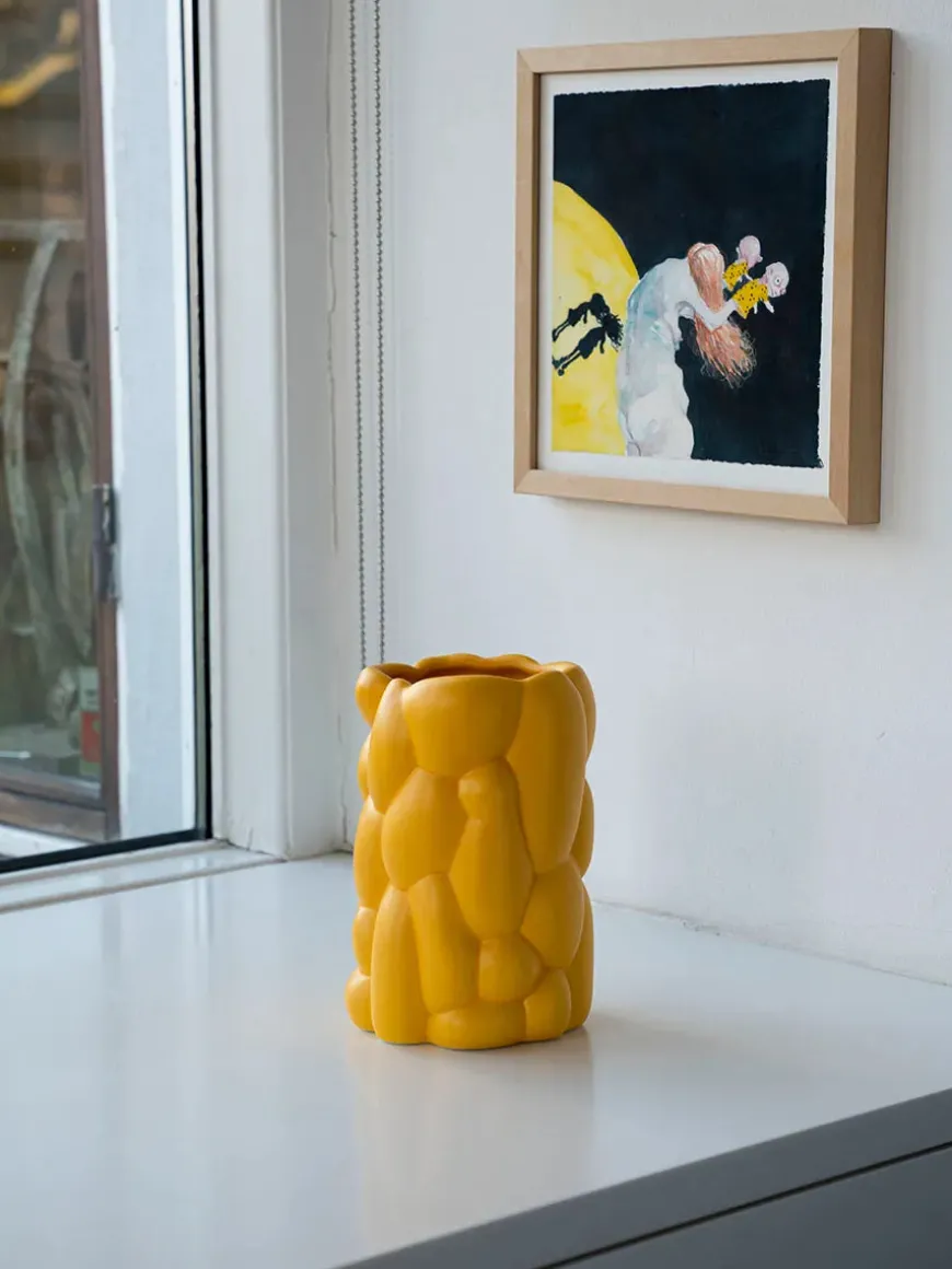 Cloud Vase, freesia yellow fra raawii