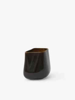 Collect Ceramic Vases fra &Tradition