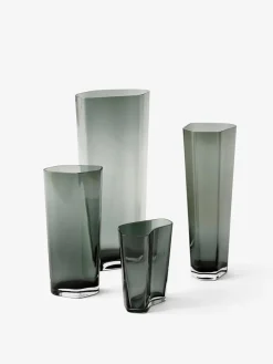 Collect Glass Vases, Smoked fra &Tradition