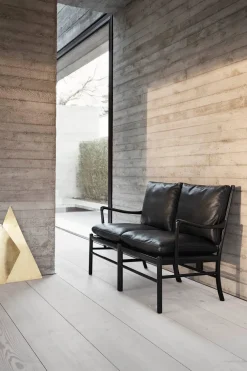 Colonial Sofa, OW149-2 af Ole Wanscher