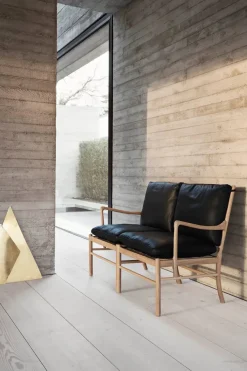 Colonial Sofa, OW149-2 af Ole Wanscher