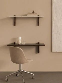 Corbel Shelf, long fra Audo Copenhagen