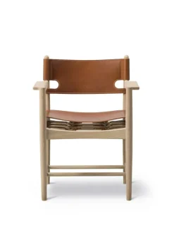 Den Spanske Spisebordsstol med armlæn af Børge Mogensen