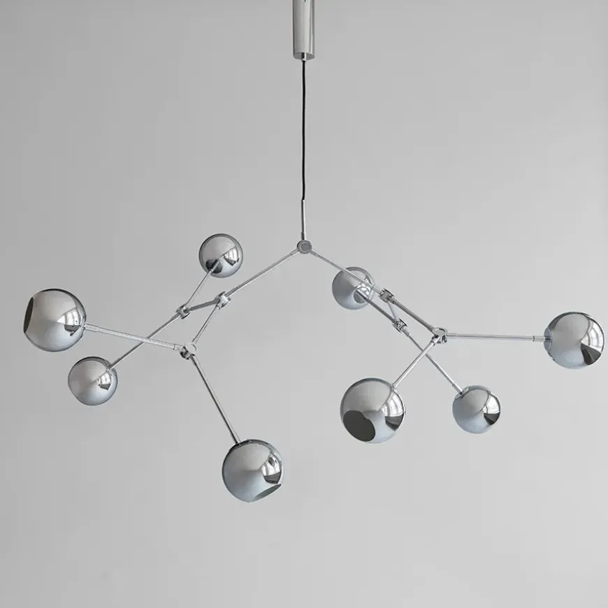 Drop Chandelier Globe, Chrome fra 101 Copenhagen