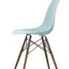 Eames Plastic Side Chair DSW, mørkbejdset ahorntræ fra Vitra
